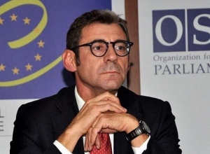 Бывший депутат ПАСЕ признан виновным в получении взяток от Азербайджана