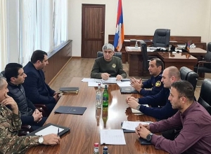ԱՀ ԱԽ քարտուղար Վիտալի Բալասանյանը աշխատանքային խորհրդակցություն է անցկացրել