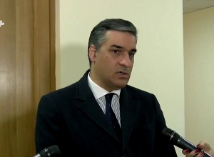 Մեր ոչ մի իշխանություն Ադրբեջանին ուղղված ցեղասպանության սպառնալիքներով չի խոսել. Արման Թաթոյան