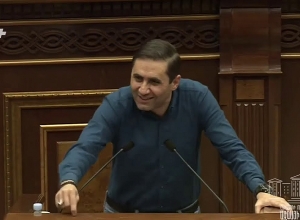 Վրեժ եք լուծում, հա՞. սյունեցիների մեջ ատելություն ներարկողը պատասխան է տալու. Արման Աբովյան