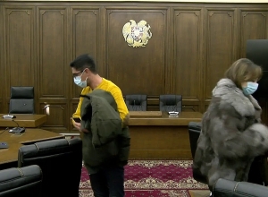 Խորհրդարանական ճեպազրույցներ. ՈՒՂԻՂ