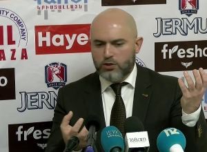 Мир держал Алиева под уздцы: Алиев этого и не скрывал: Ашотян