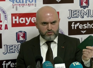 «По приказу Давида Тонояна из 7000 человек взяли только мой телефон, чтобы я не фиксировал то, что делали Анна и Никол»