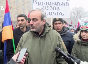 Нет нужды в вооружённом восстании - народ продиктует свою волю: Жирайр Сефилян