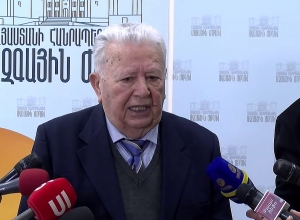 Ամոթ է, որ երկրի ղեկավարը սուտ խոսի. Ռադիկ Մարտիրոսյանը՝ վարչապետի հրաժարականի մասին