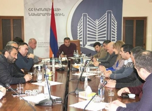 ՀՀ էկոնոմիկայի նախարարությունում քննարկվել են թռչնաբուծության ոլորտի զարգացման հնարավորությունները