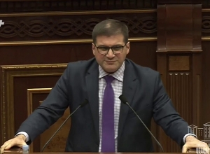 Мы не конкурентоспособны не только на мировой почве, но и в сравнении с Грузией: Бабаджанян