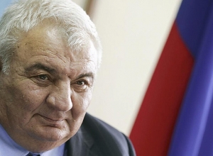 Суд отказался отменить меру пресечения в отношении Юрия Хачатурова