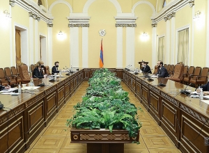 ԱԺ նախագահն ընդունել է ՄԹ Եվրոպական հարեւանության եւ Ամերիկայի հարցերով նախարարին