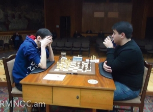 Ուղիղ․ Ռոբերտ Հովհաննիսյան – Հովհաննես Գաբուզյան․ 3-րդ տուրի կենտրոնական պարտիա