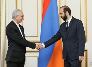 Իրանը չի կարող ձեռնպահ մնալ Արցախի հարցում դիրքորոշում արտահայտելուց. ՀՀ ԱԺ նախագահ
