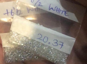 Մաքսային հսկողությունից թաքցված 2030 ադամանդե քար է հայտնաբերվել