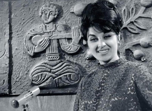 Հայկական հեռուստատեսության առաջին հաղորդավարը տոնում է իր տարեդարձը