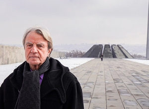 Основатель компании «Врачи без границ» Бернард Кушнер посетил Армению и Арцах