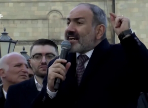 Предательством был призыв Вазгена Манукяна к армии, чтобы они захватили власть: Пашинян