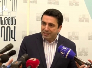 Կա խնդիր բանակի վերնախավի մեկ-երկու ներկայացուցիչների հետ․Ալեն Սիմոնյան