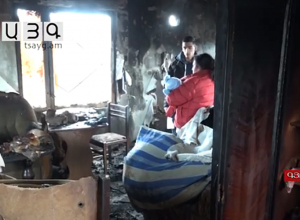 Ծխի տհաճ հոտ ու մոխրացած գույք՝ ահա այն, ինչ մնացել է Սարգսյանների տնից․ նրանք կմնան դրսո՞ւմ