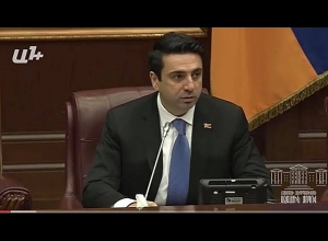 Мы так и не поняли, кому и что, но… Ален Симонян – Рубену Вардазаряну