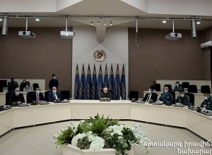 ԱԻ նախարարը ներկայացրել է ՓԾ նորանշանակ տնօրենին