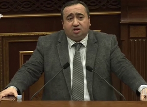 Человек, 10 лет проработавший судьёй, получит пенсию в размере 75% от последней зарплаты: Давтян