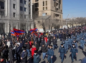 Freedom House. 2020 թ-ին ՀՀ-ն առաջ է անցել երկու միավորով քաղաքական իրավունքների ու քաղաքացիական ազատությունների ոլորտում