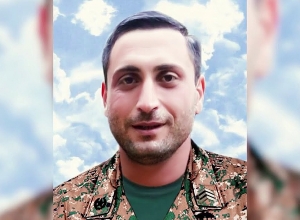 Էդգար Սարգսյանն անմահացավ նոյեմբերի 7-ին՝ Շուշիի մատույցներում