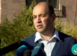 Պարգևատրումներ են տալիս, որպեսզի իրենց լավ ծառայեն․ Մելիք-Շահնազարյան