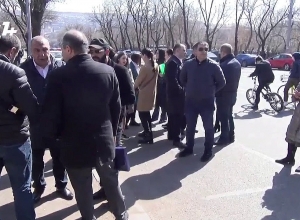 Փաստաբանները նախագահականի մոտ են․  ՈՒՂԻՂ