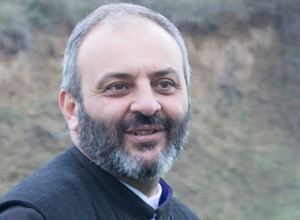 Епископ Баграт Галстян избран председателем Совета попечителей Фонда “Город улыбок”