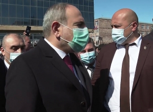 Վարչապետը հանդիպել է Գավառի կենտրոնական հրապարակում հավաքված քաղաքացիներին