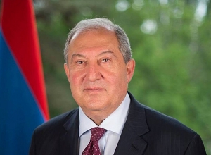 Президент Армении вернул ходатайство Премьер-министра о назначении Артака Давтяна начальником ГШ ВС