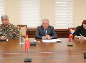 Վաղարշակ Հարությունյանն ընդունել է Չինաստանի դեսպանին և ռազմական կցորդին
