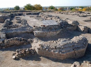 Ընթանում են պատմական Դվին մայրաքաղաքի հուշարձանների ամրակայման և բարեկարգման աշխատանքներ