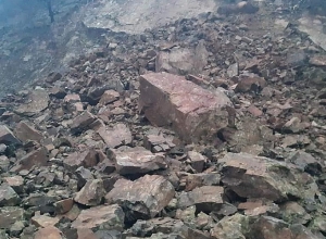 Ախթալայի կամրջի մոտ տեղի է ունեցել քարաթափում