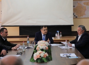 Կարեն Գիլոյանը շրջայց է կատարել Երևանի օլիմպիական քոլեջում