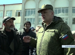 Պատերազմի արդյունքում տունը կորցրած թաղավարդցիների  բողոքի ակցիան Ստեփանակերտում