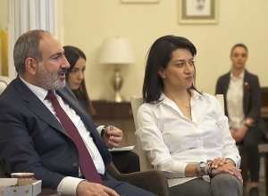 Նիկոլ Փաշինյանի ընտանիքն այսօր հյուրընկալել է վիրավորում ստացած մեր զինվորների հերթական խմբին