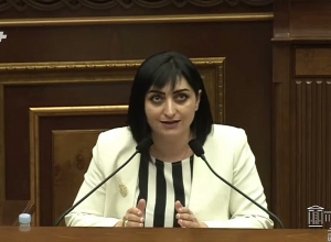 В отличие от вас, я продолжу придерживаться той позиции, с которой мы вошли в парламент: Товмасян