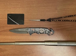 Մետրոպոլիտենի պահպանության բաժին բերման ենթարկվածի մոտից սառը զենքեր են հայտնաբերվել