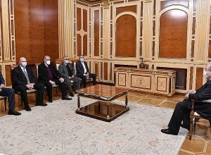 Արմեն Սարգսյանը հանդիպել է Ազգային ժողովրդավարական բևեռի խորհրդի անդամների հետ