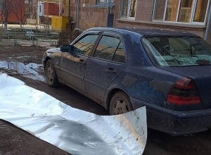 Քամին Երևանում տանիքներ, ծառեր, գովազդային վահանակներ է վնասել