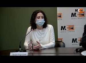 Вакцинация от Covid-19 начинается с нашумевшей AstraZeneca: вакцинироваться или нет?