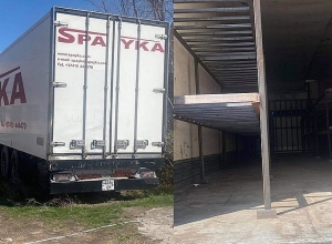 «Սպայկայի» սառնարան-մեքենաների կողքին խնկամաններ են դրված․ Նաիրա Զոհրաբյան