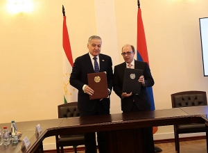Տեղի ունեցավ Հայաստանի և Տաջիկստանի ԱԳ նախարարների հանդիպումը