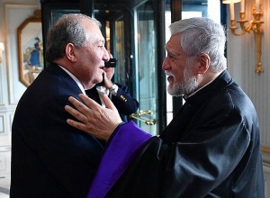 Մեծի Տանն Կիլիկիո Արամ Ա կաթողիկոսը Սբ Զատիկի տոնի առթիվ շնորհավորել է նախագահ Արմեն Սարգսյանին