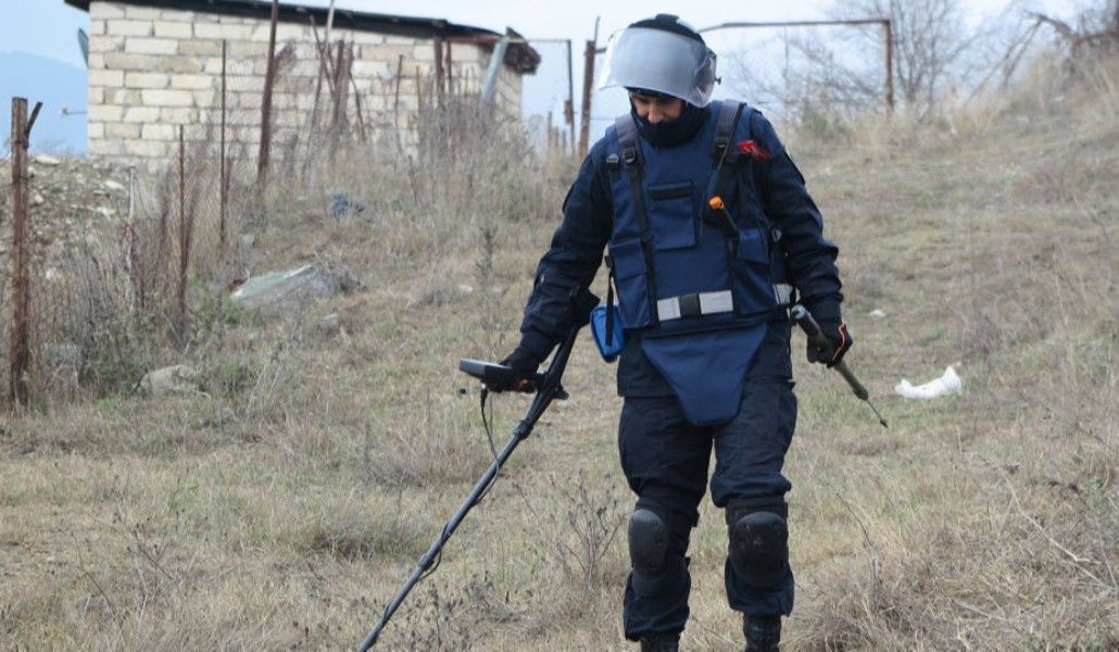 ականազերծում