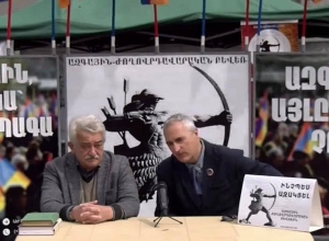 Տիգրան Խզմալյանի և Արկադի Վարդանյանի ասուլիսը. Ուղիղ