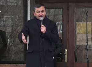 Обещаю, они попросят у вас прощения: Ишхан Сагателян - севанцам