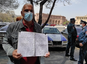 Նախկին զինվորականը բողոք-նամակ  է  բերել Փաշինյանին