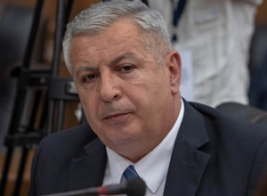 Զենք կրելու կարողություն ունեցող բոլոր քաղաքացիները պետք է զենք կրեն․ Բագրատյան